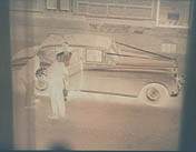 Die Braut besteigt den Rolls Royce