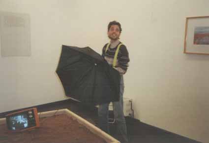 Ortwin Rosner bei seiner Schirmaktion 2